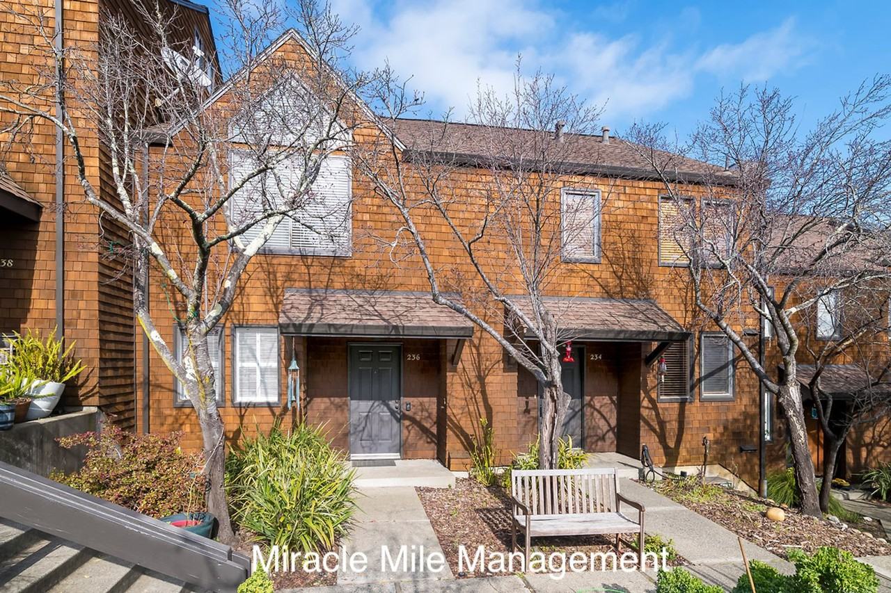 236 Donahue St - Photo 2 of 15