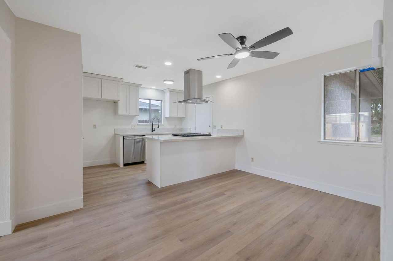 91 W Richert Ave - Photo 5 of 13