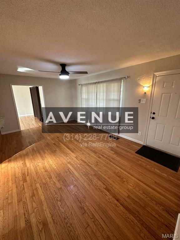 908 Center Ct - Photo 5 of 21