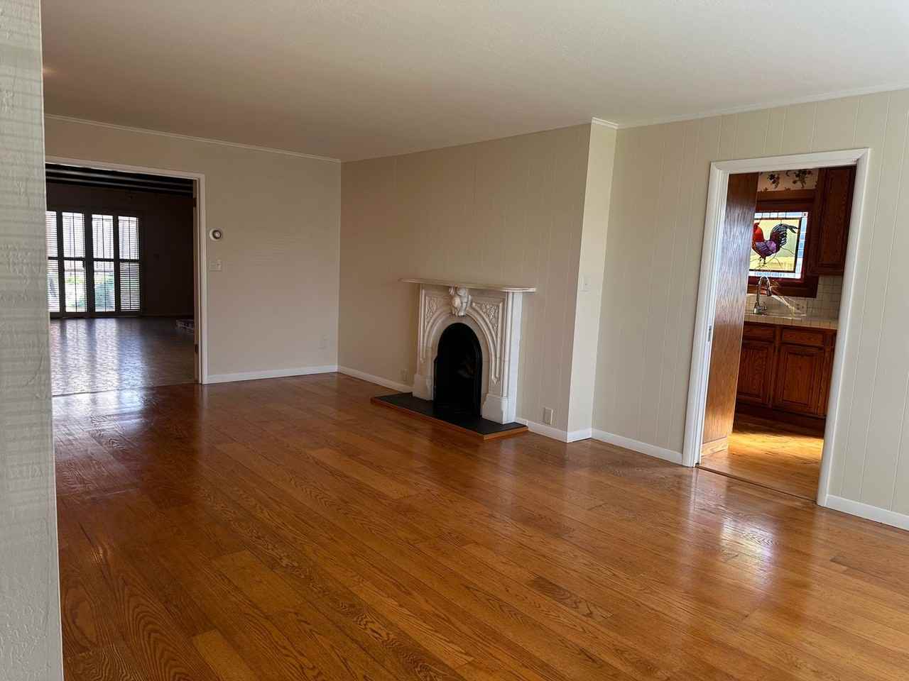 112 Camaritas Ave - Photo 2 of 25