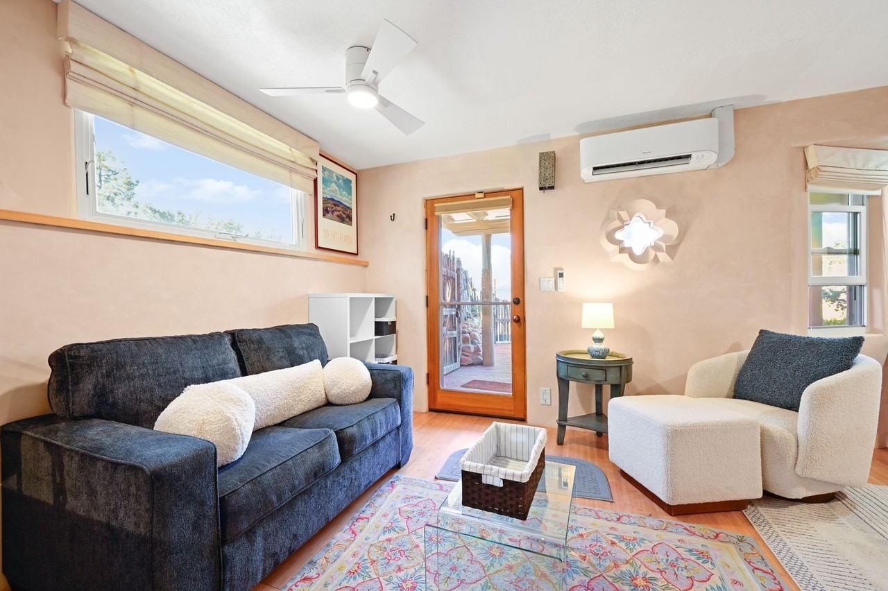 2021 Conejo Dr - Photo 4 of 19