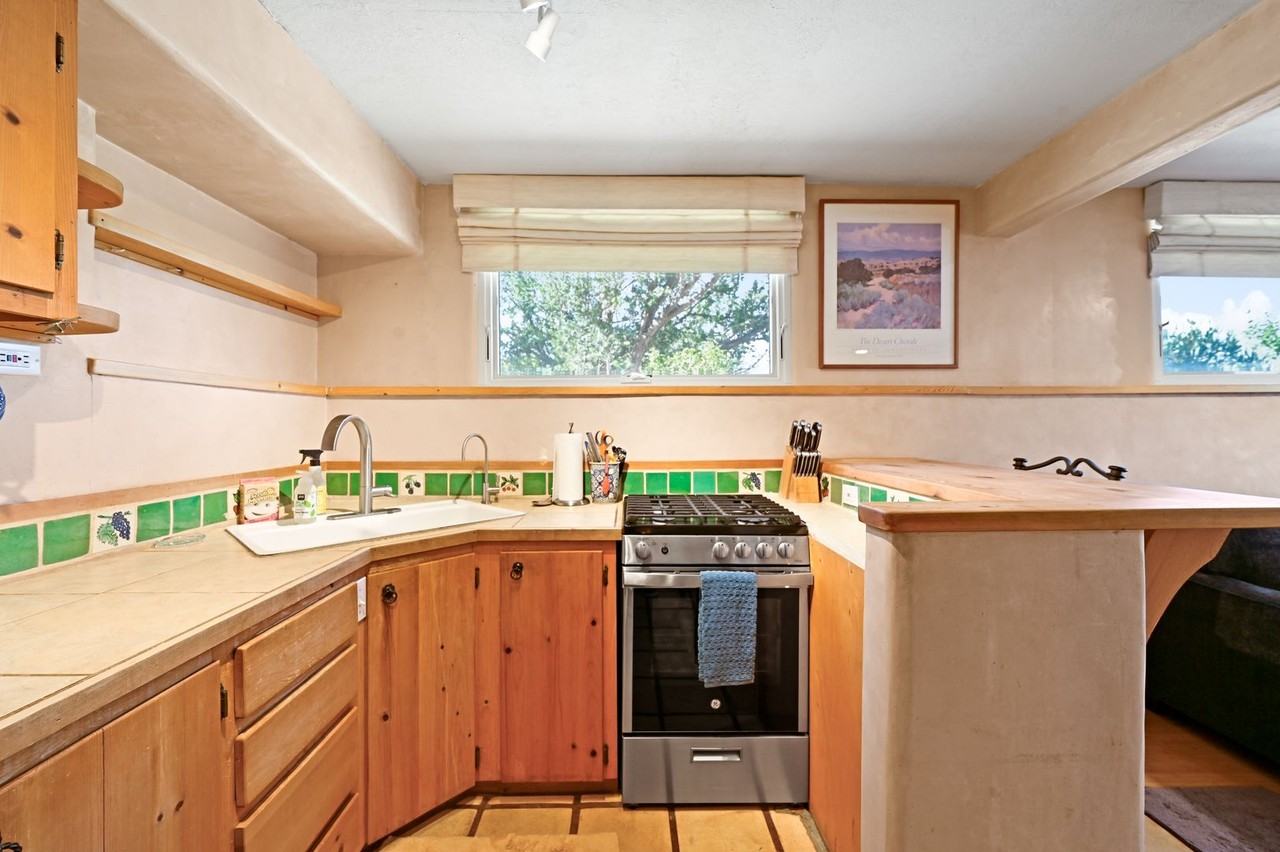 2021 Conejo Dr - Photo 5 of 19