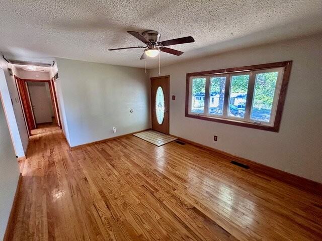 5154 Ville Donna Ln - Photo 2 of 10