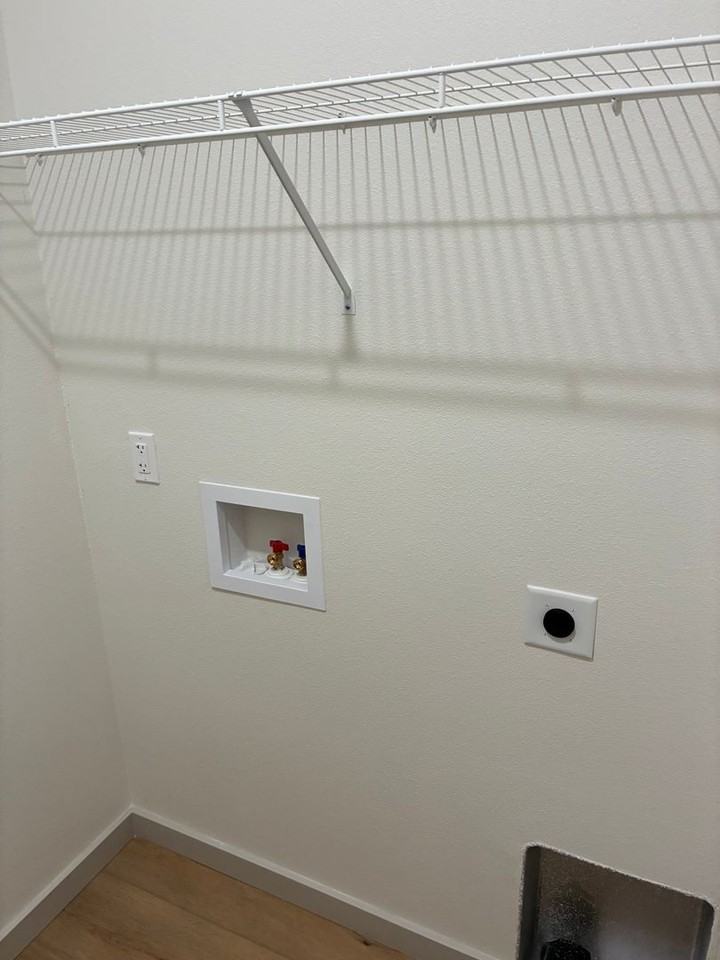 1512 W Meadowmere St - Photo 7 of 15