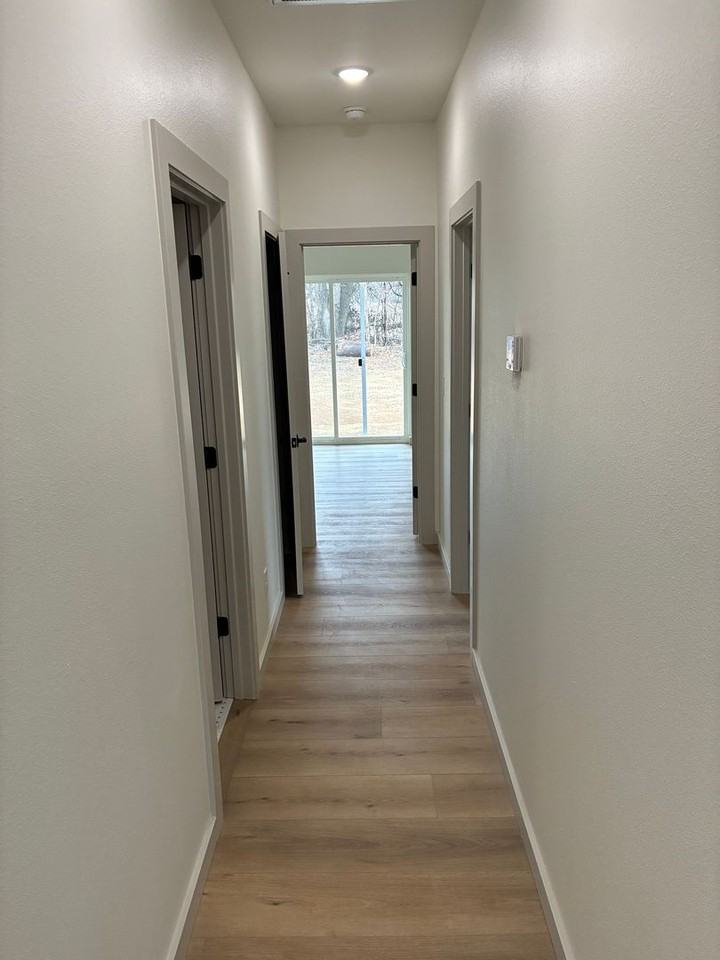 1524 W Meadowmere St - Photo 5 of 13