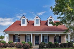 607 Brookwater Dr - Photo 1 of 1