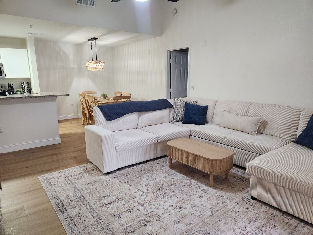 8926 Manor Loop #201 - Photo 5 of 33