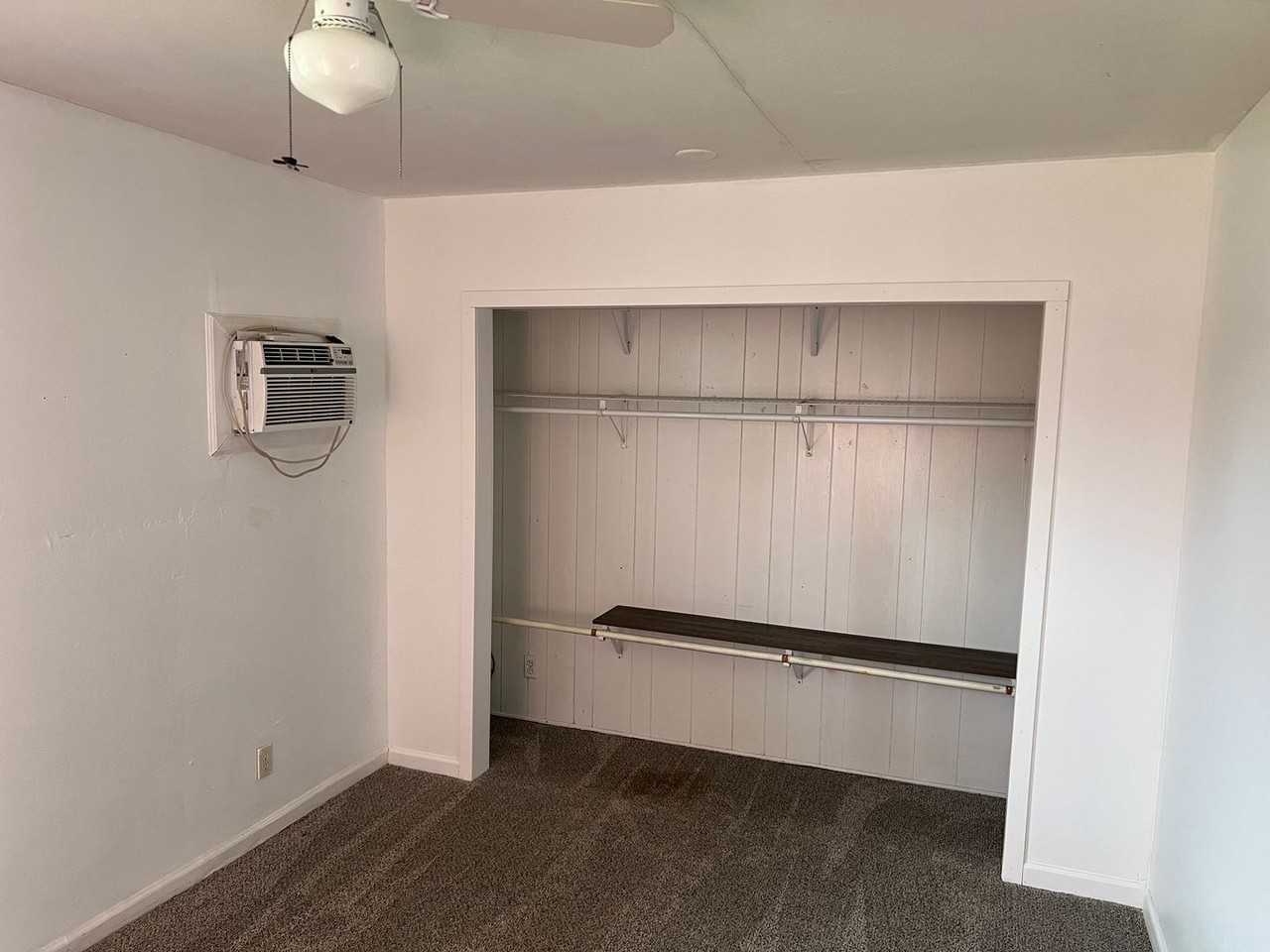 916 Castaic Ave - Photo 3 of 7