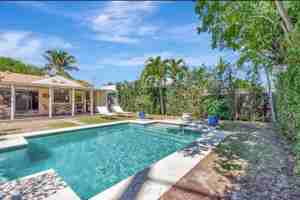 featured image of 528 N Palmway