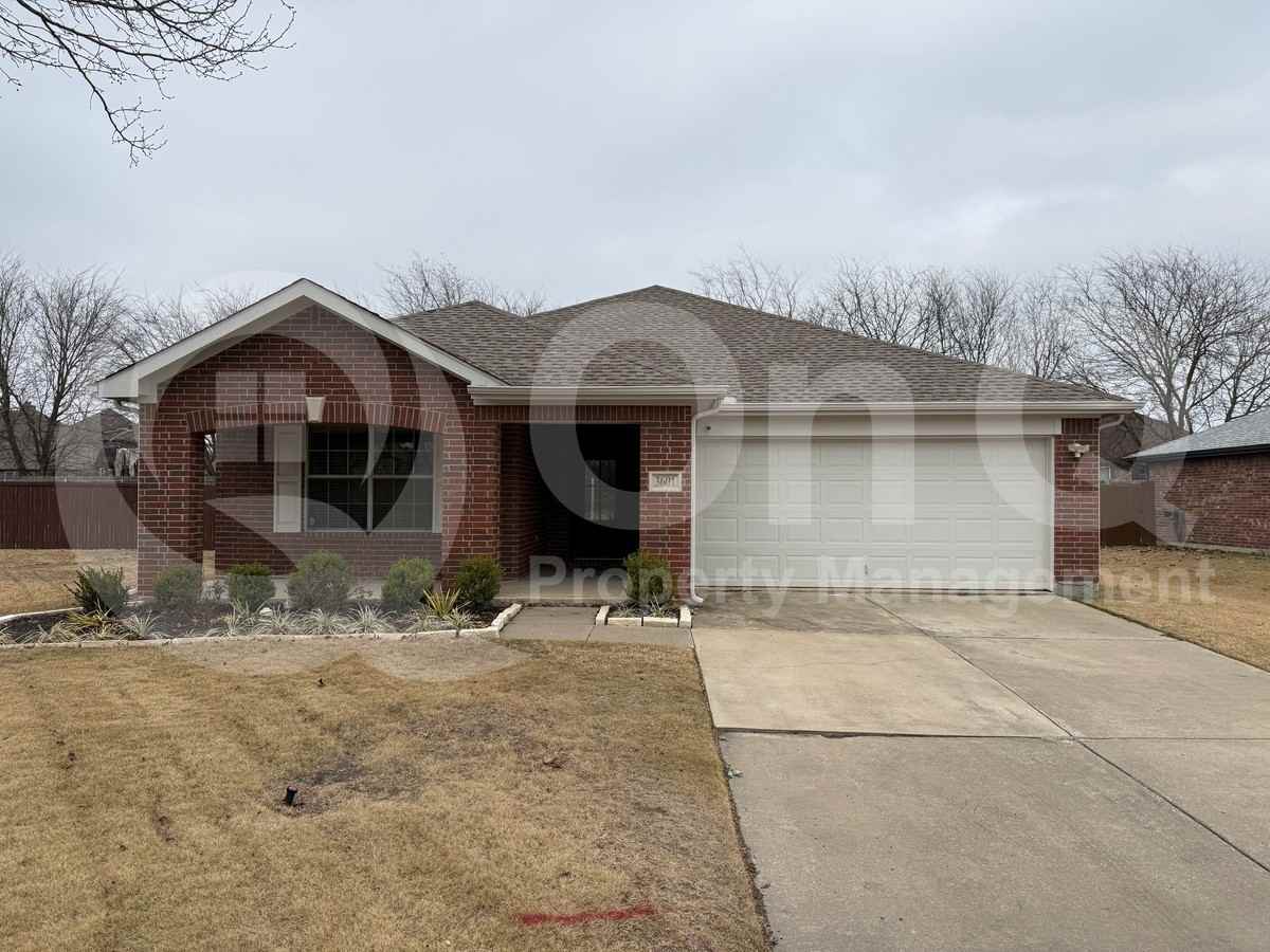 3601 Redwood Cir - Photo 2 of 22