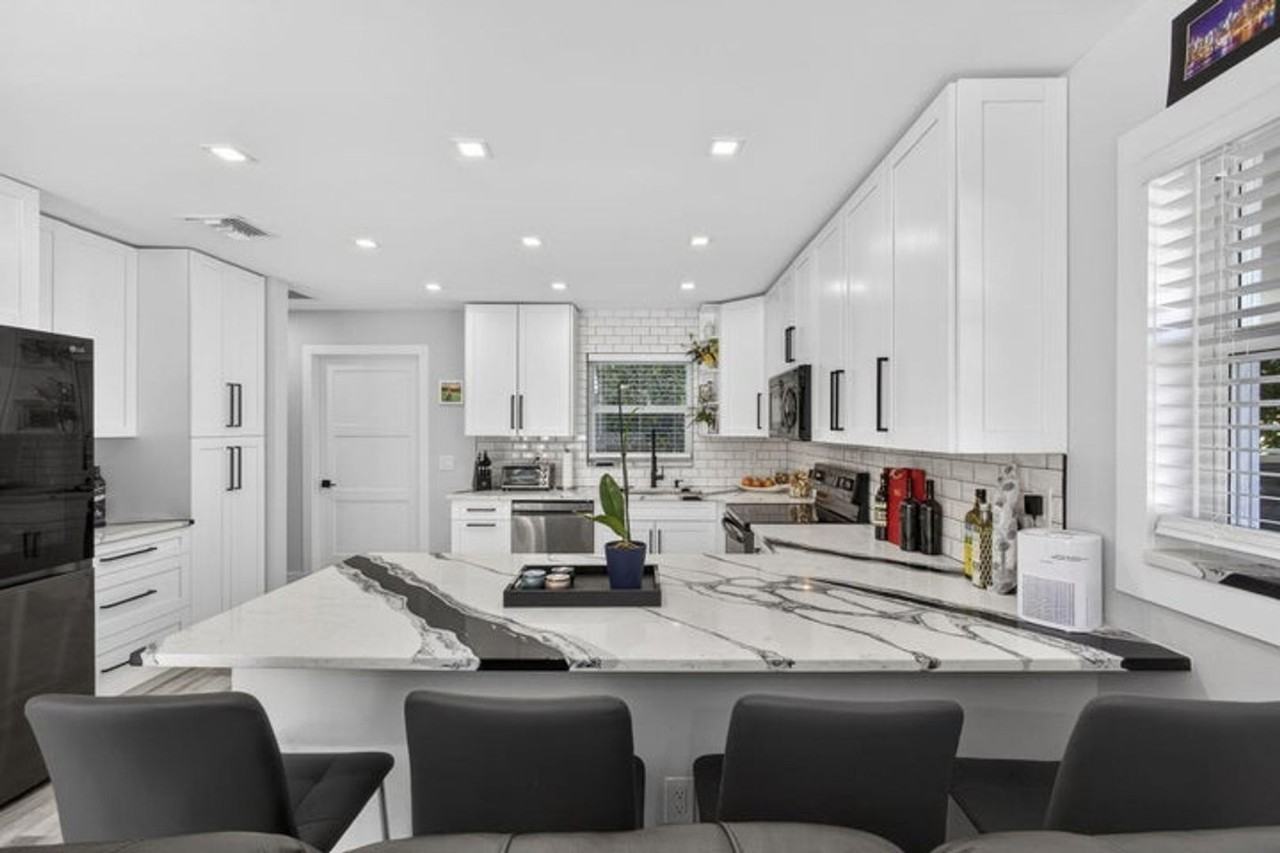 2388 S Wallen Dr - Photo 3 of 23