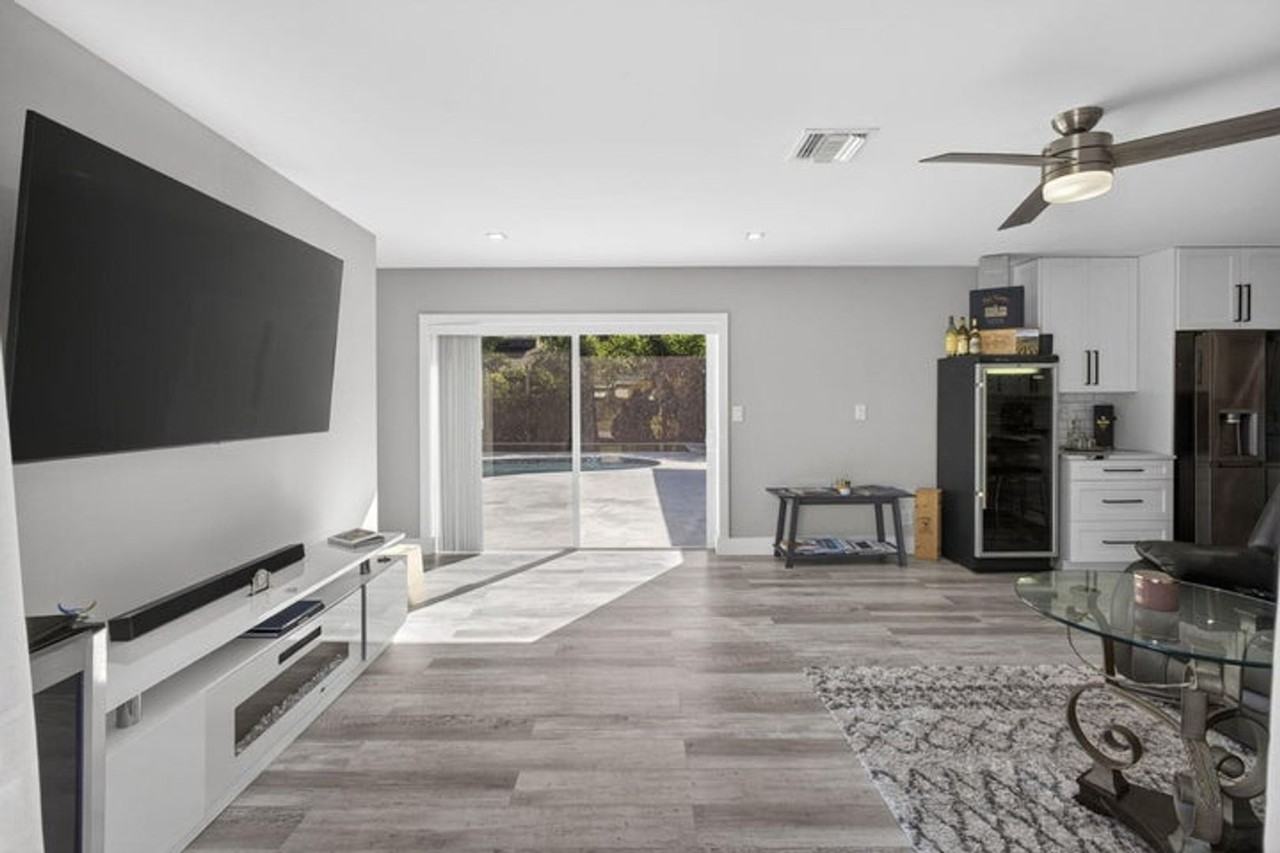 2388 S Wallen Dr - Photo 4 of 23