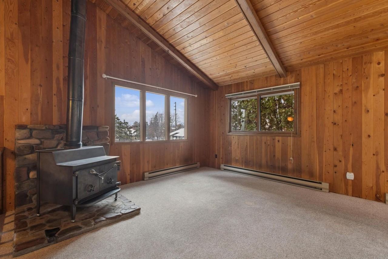 606 Wisconsin Ave - Photo 3 of 23