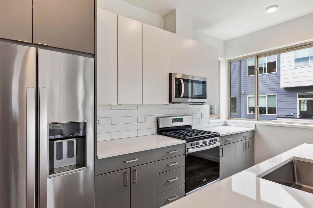 32742 Hemlock Ave Se - Photo 6 of 23