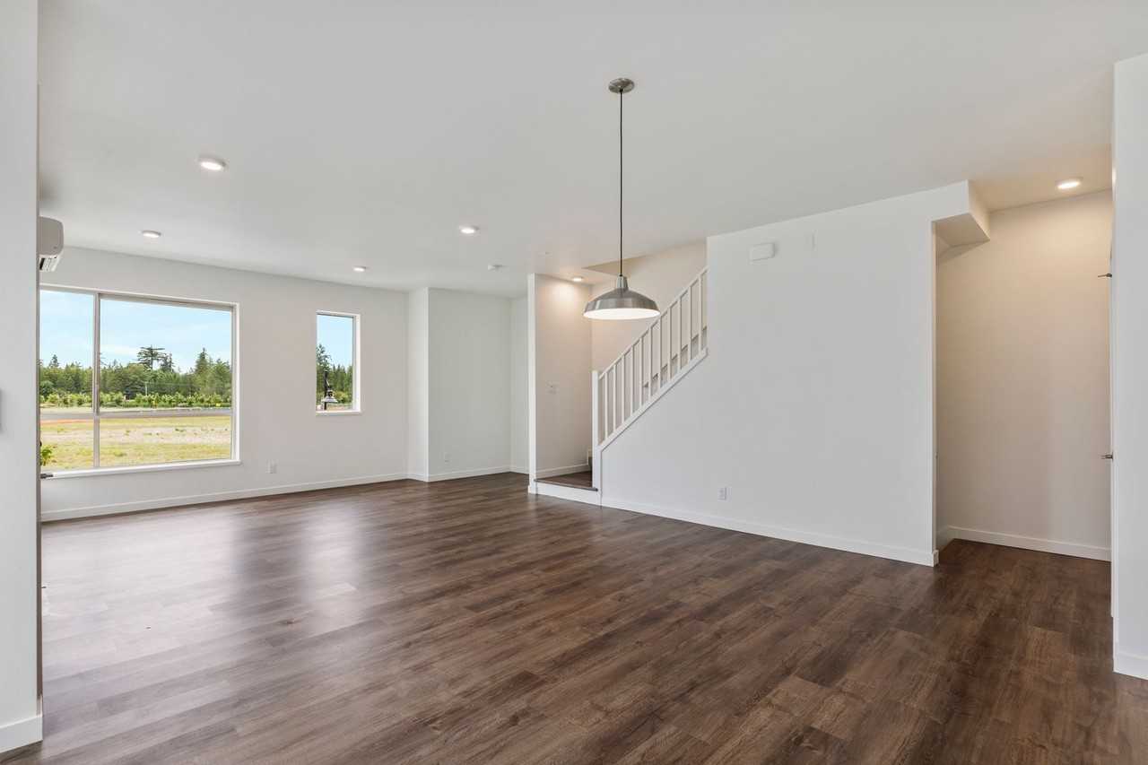 32742 Hemlock Ave Se - Photo 3 of 23