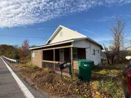 featured image of 665 Blennerhassett Hts