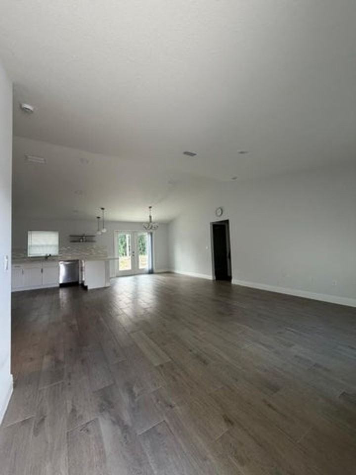 4150 130th Ave N - Photo 3 of 14