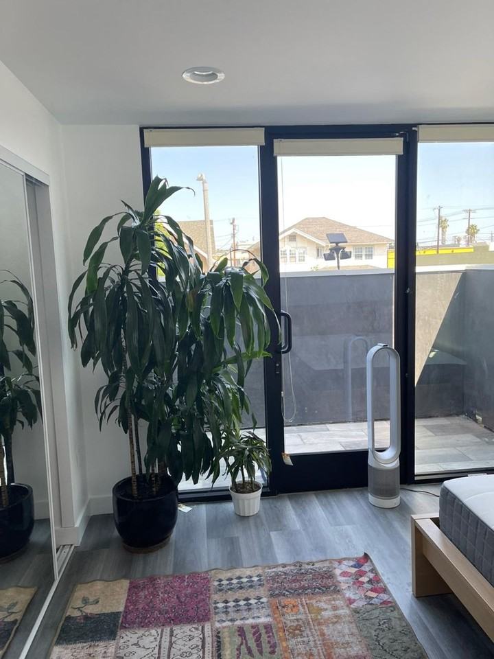 rwg - 1245 Crenshaw Blvd - Photo 7 of 10