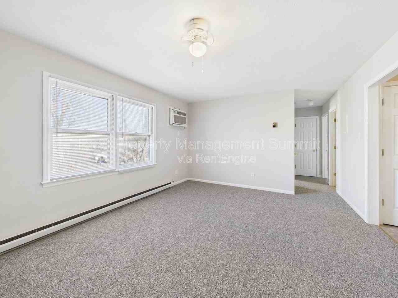 2501 Hickory St #C4 - Photo 3 of 17