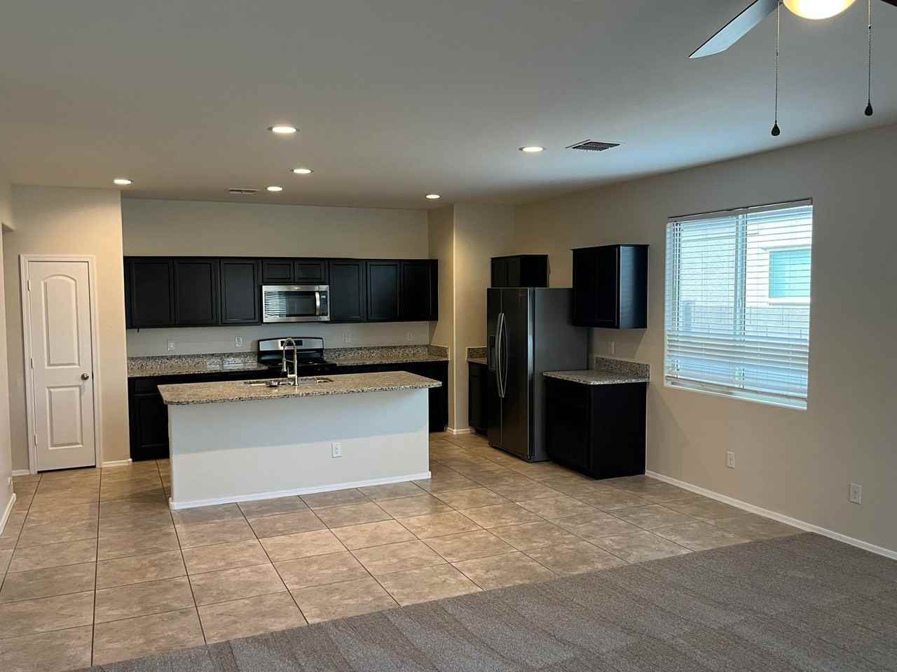 30990 W Mulberry Dr - Photo 3 of 19