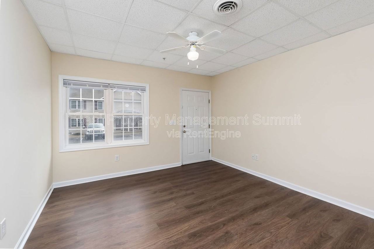 1009 Seth Dr #505 - Photo 2 of 15