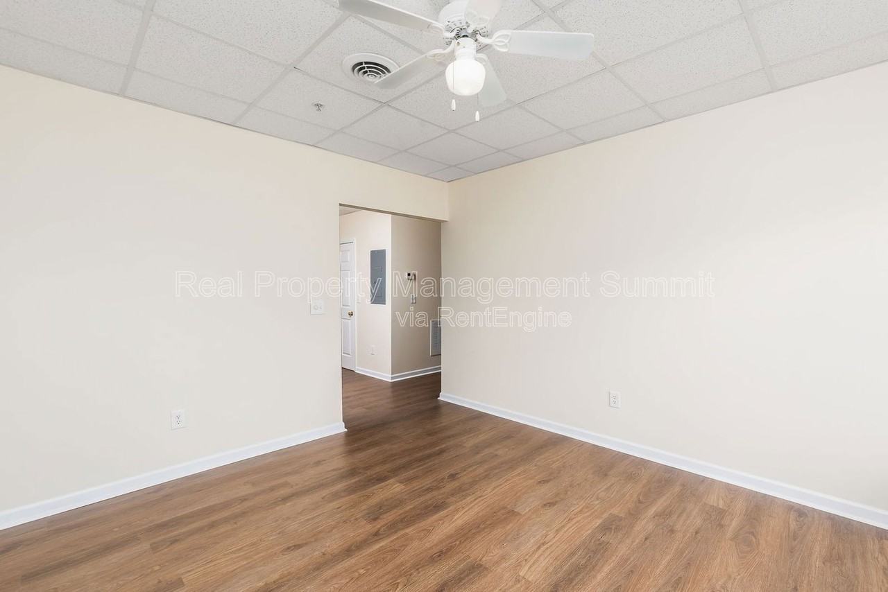 1009 Seth Dr #505 - Photo 4 of 15