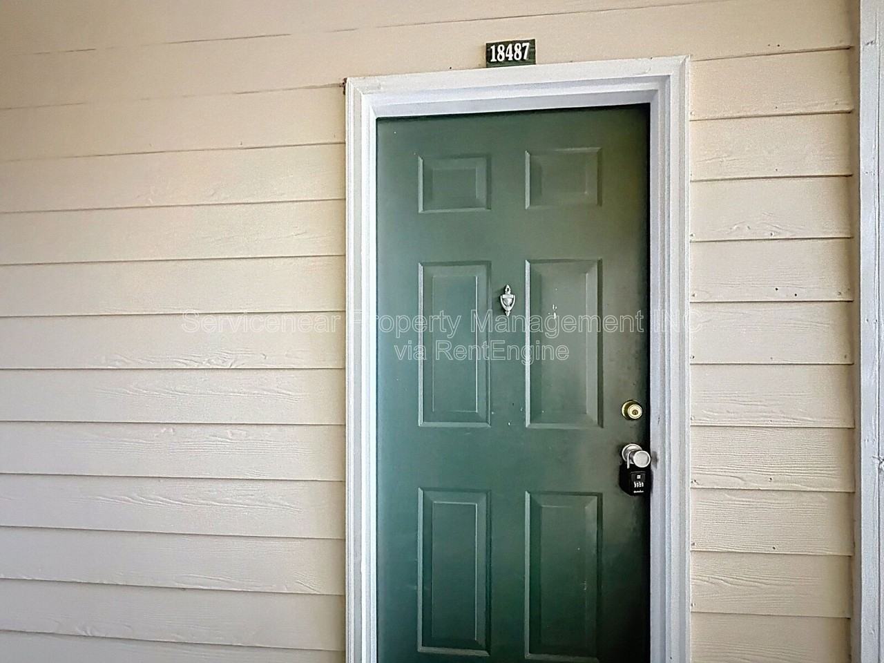 18487 Bridle Club Dr - Photo 2 of 15