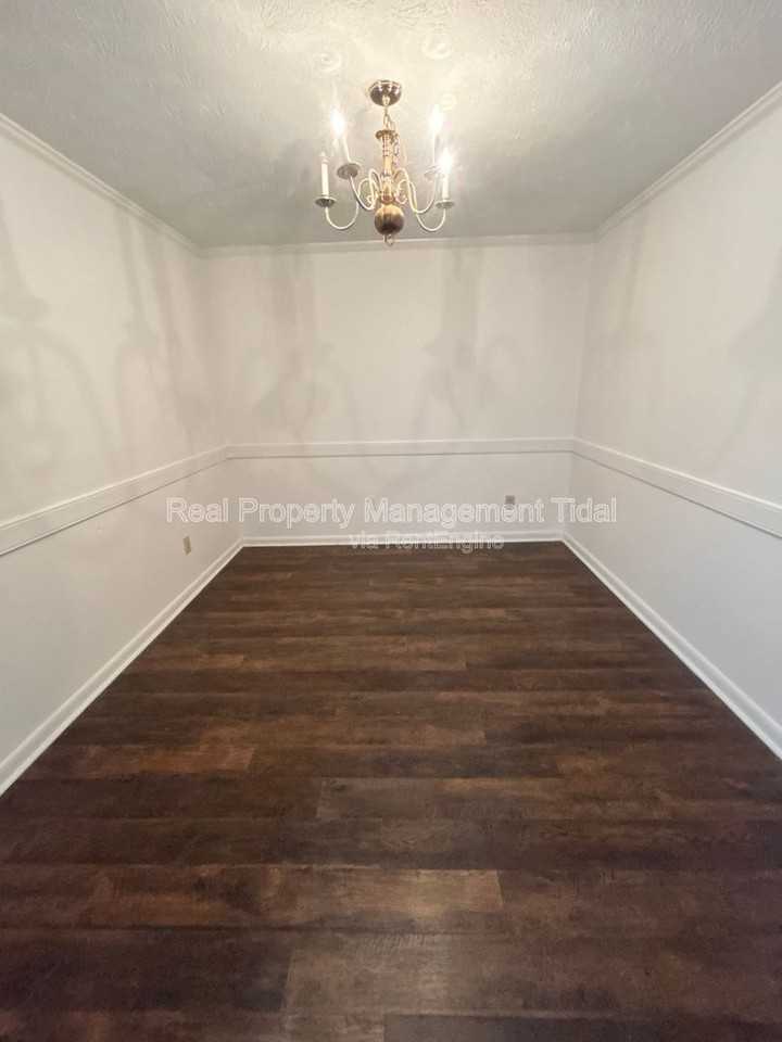 128 Loch Cir - Photo 4 of 14