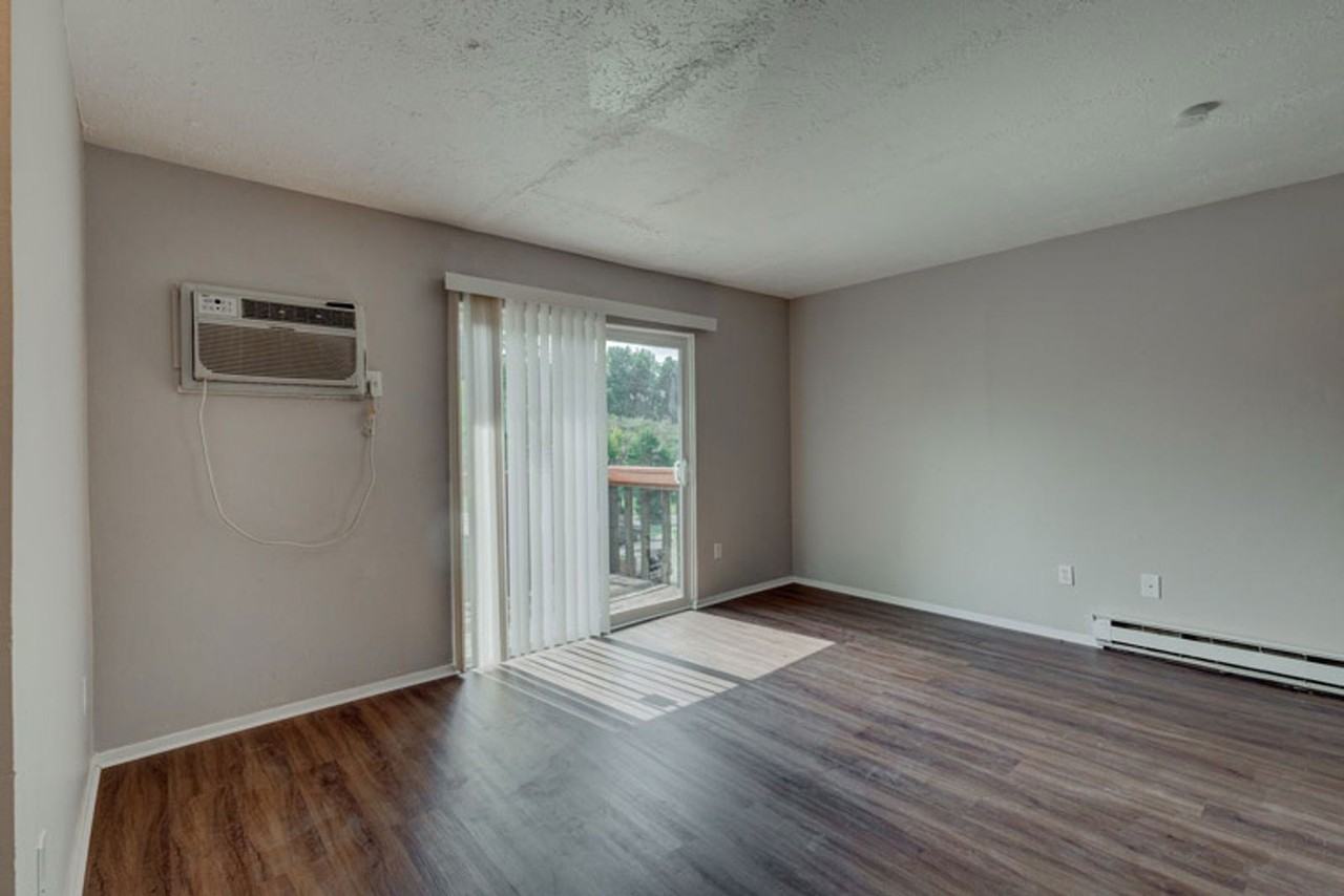 422 S Miami Ave #9 - Photo 5 of 15