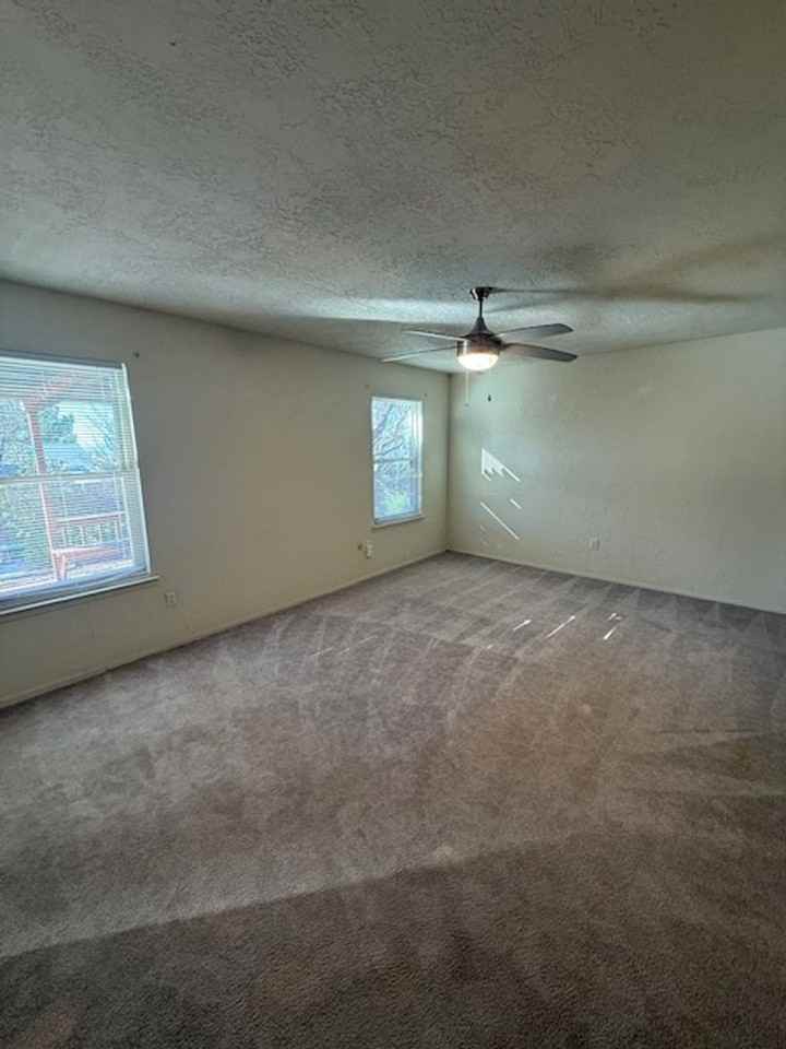 1111 Hupmobile Dr Ne - Photo 7 of 14