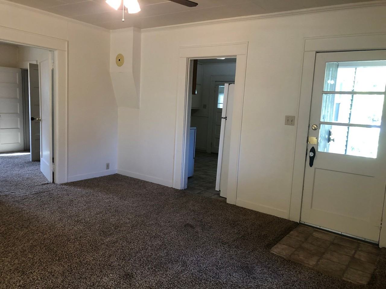 346 4th St - Photo 3 of 17