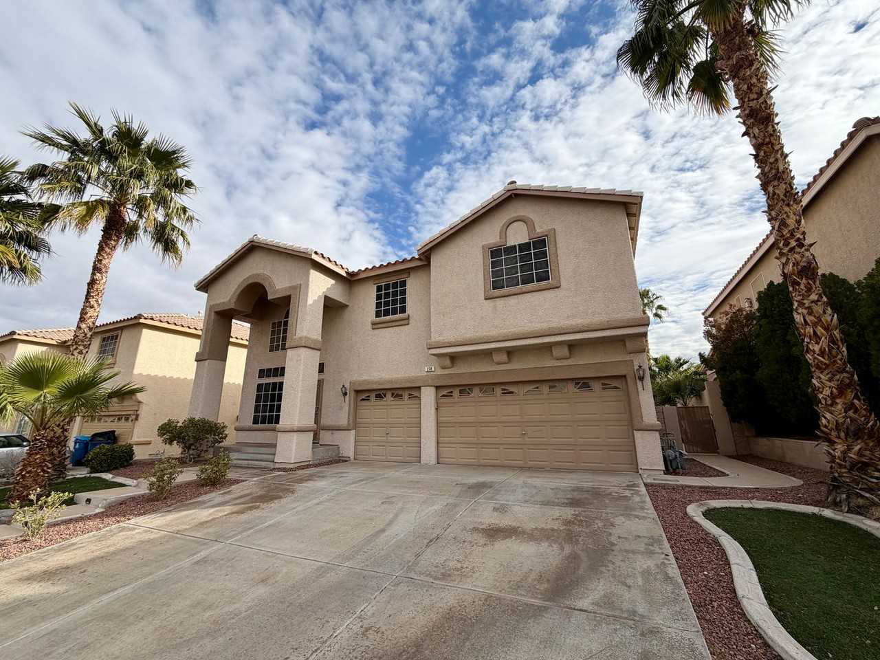 274 Tropic Tan Ct - Photo 2 of 36