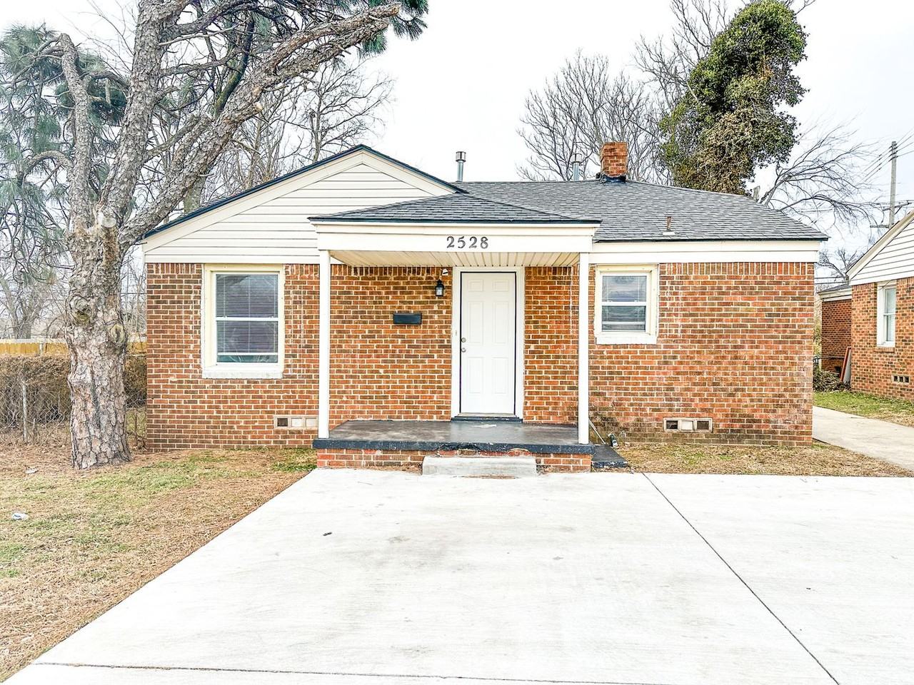 2528 W I 44 Service Rd