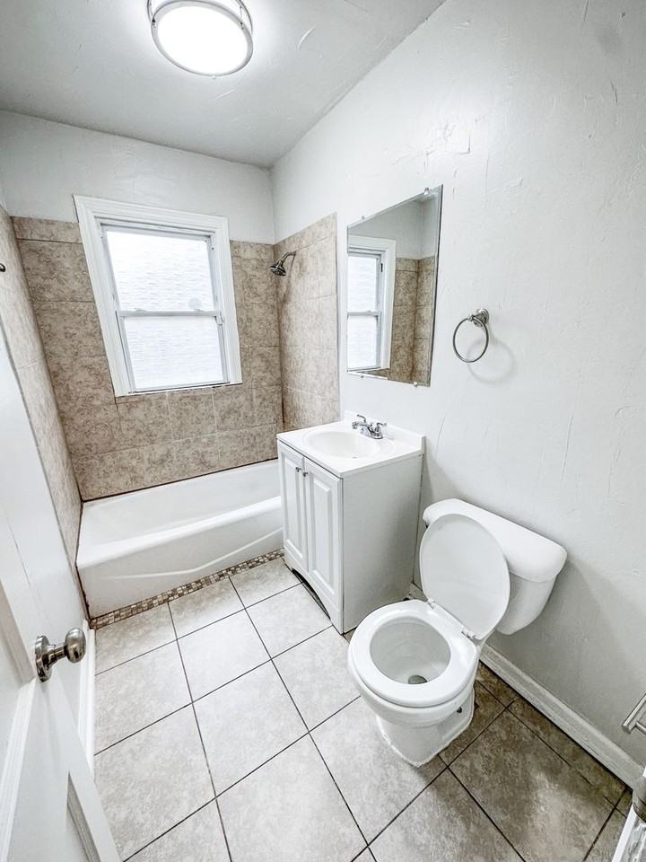 2528 W I 44 Service Rd - Photo 7 of 11