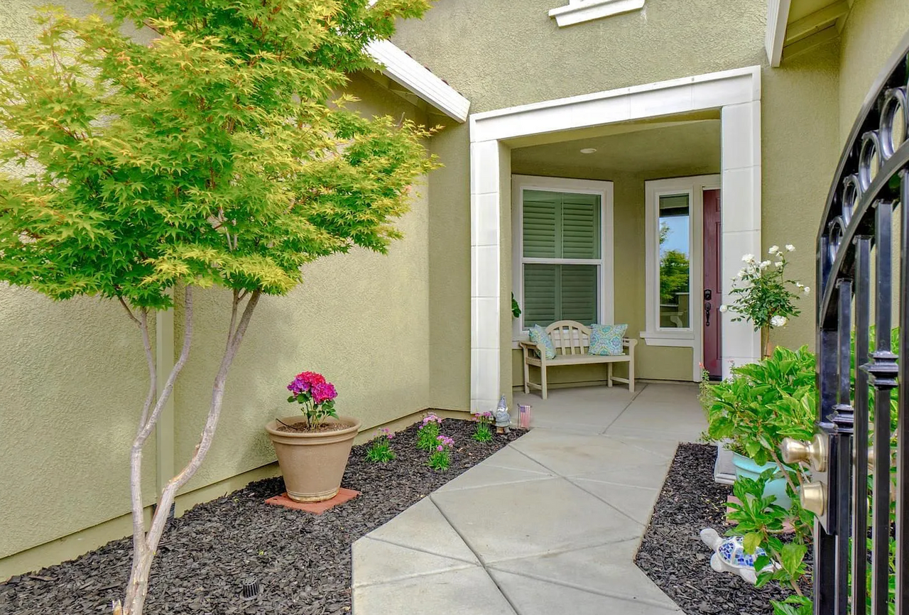 2379 Marston Dr - Photo 2 of 50