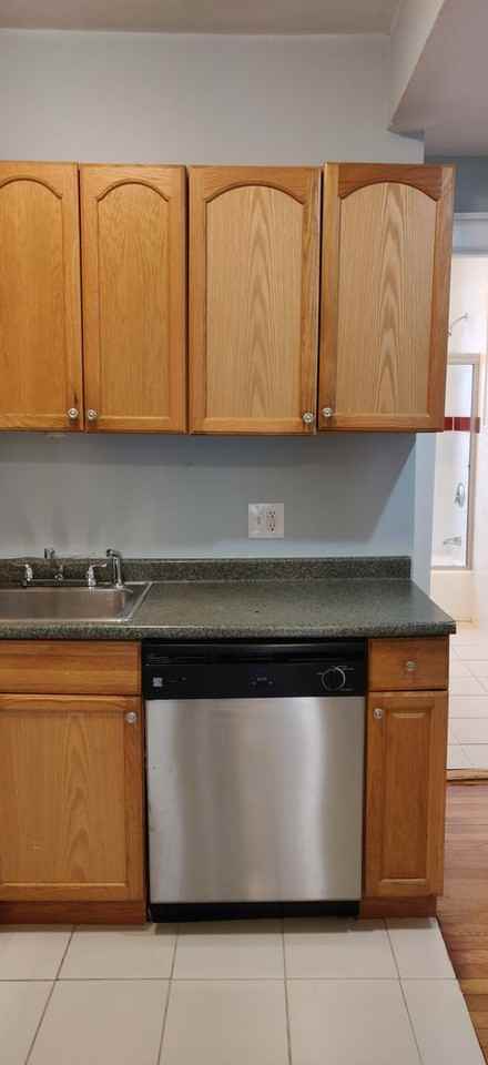 32 Boulevard Ter #8 - Photo 7 of 24