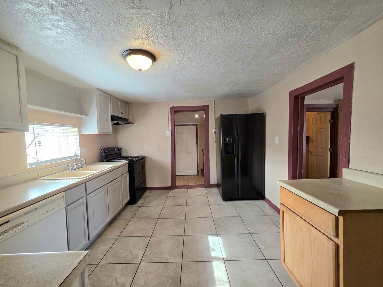 2525 California St - Photo 5 of 11