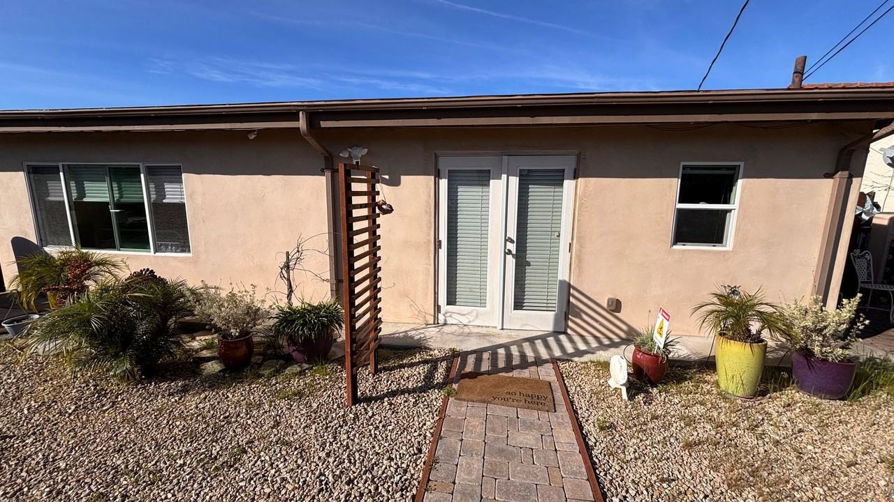 1779 Saint Helena St - Photo 2 of 14