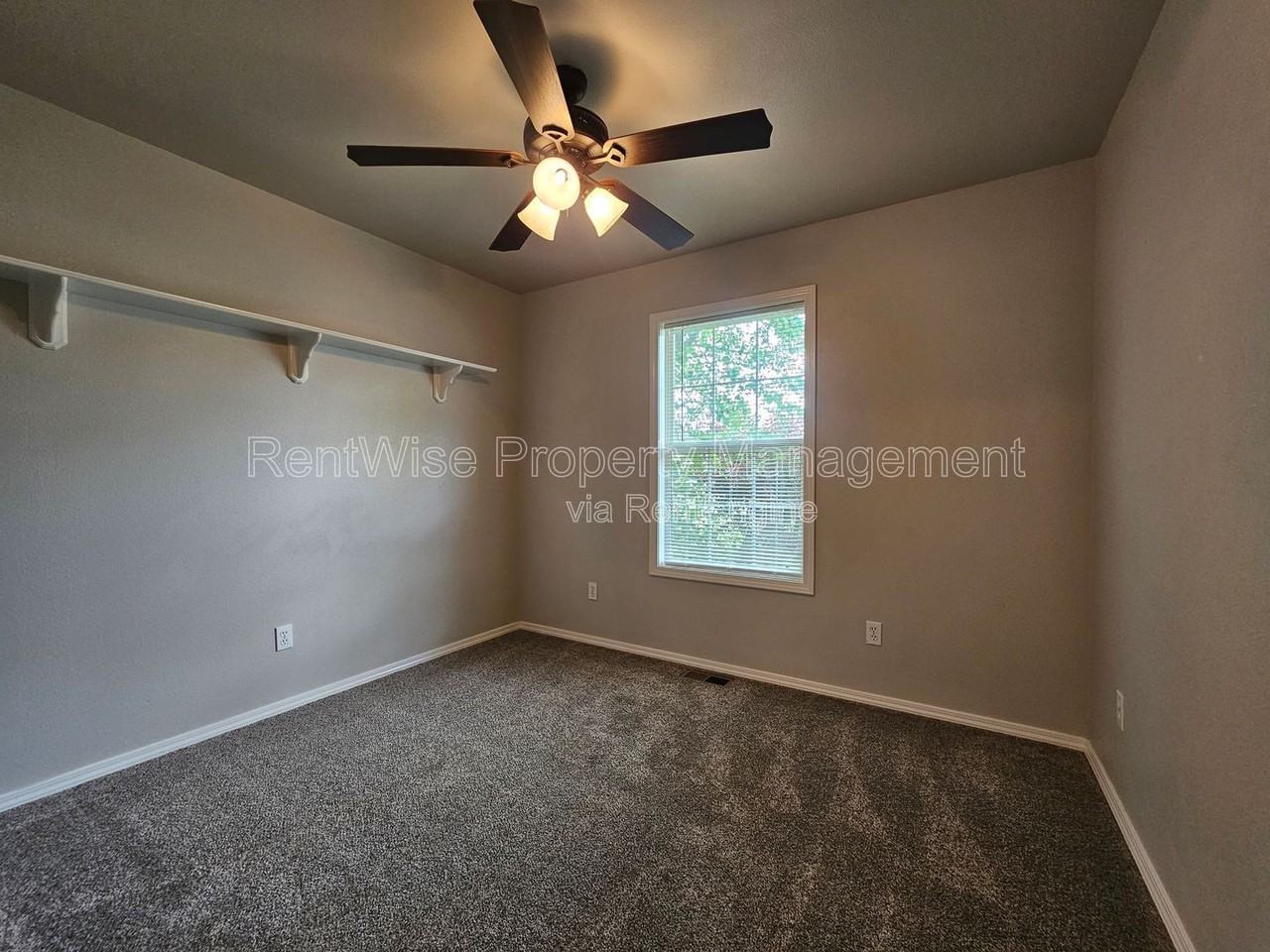 642 Togstad Ct - Photo 7 of 18