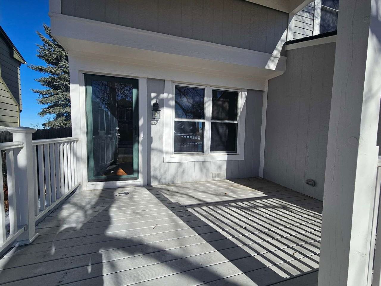 150 N Carlton St - Photo 2 of 19