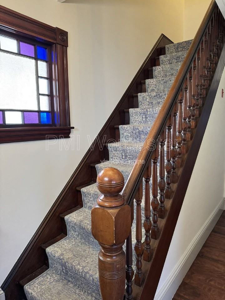 161 Lincoln St - Photo 2 of 26