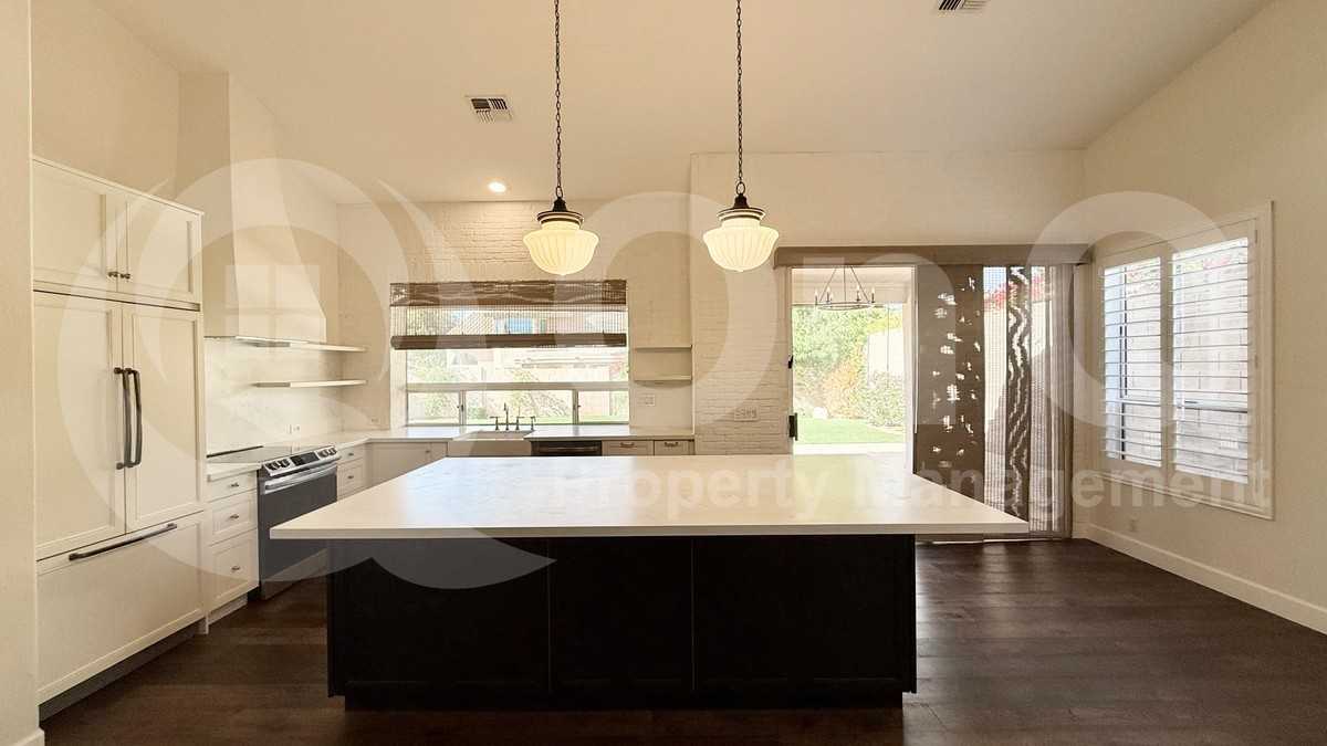 19250 N 89th Pl - Photo 3 of 23