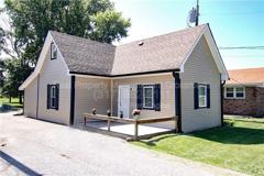 337 S Green St - Photo 1 of 1