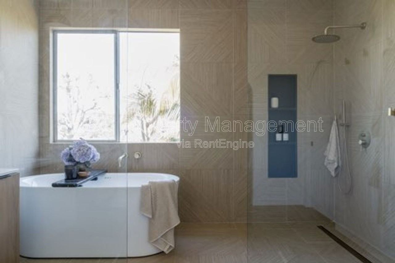 5234 S Chariton Ave - Photo 6 of 40