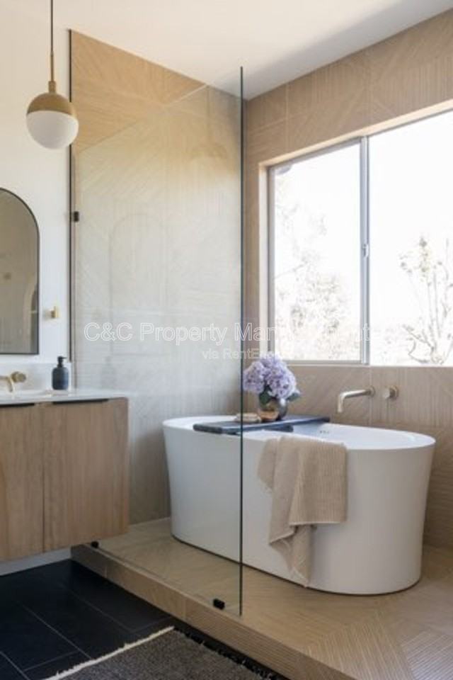 5234 S Chariton Ave - Photo 7 of 40