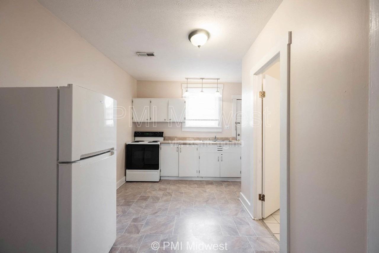 S East St - Photo 5 of 17