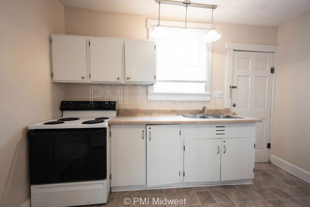 S East St - Photo 6 of 17