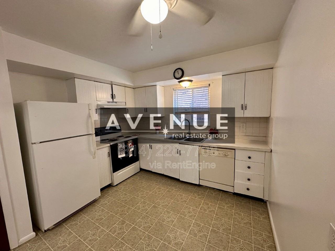 10065 Puttington Dr #A - Photo 6 of 8