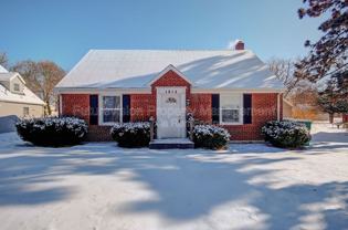 1512 N May St - Photo 1 of 1