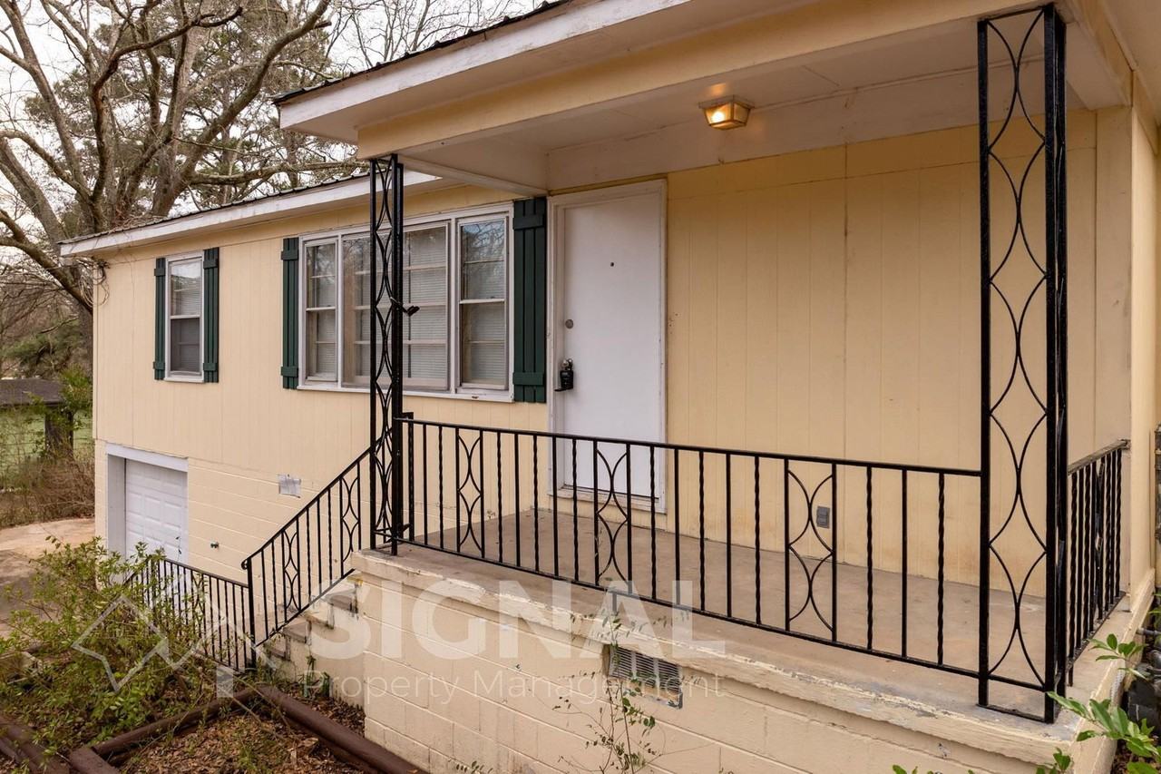 213 Lake Drive Cir Ne - Photo 4 of 25